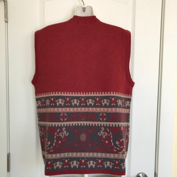 Camela Knit Sweater Vest Button Front 100% Wool Red & Grey Damask Pattern - Picture 3 of 6